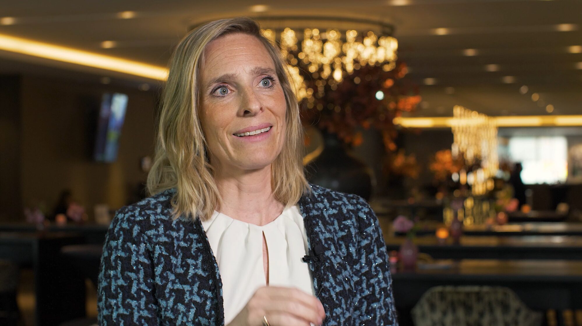 Kim Jansen wordt geïnterviewd
