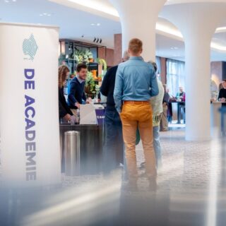 Ontvangst _ Academie _ Valk Houten